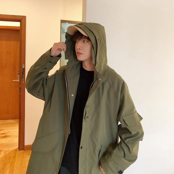 2020 autumn men's coat fashion-sun men's coat hooded solid color loose-fit trench outerwear d85291, Tan;black
2020 autumn men's coat fashion-sun men's coat hooded solid color loose-fit trench outerwear d85291, Tan;black
