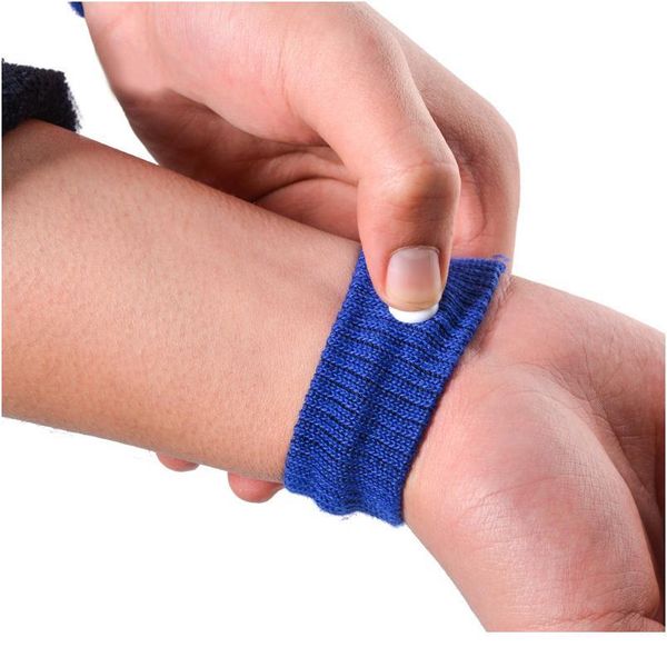 2pcs anti nausea morning sickness motion travel sick wrist band outdoor car sea motion sickness wristband anti-motion qylzir, Black;red
2pcs anti nausea morning sickness motion travel sick wrist band outdoor car sea motion sickness wristband anti-motion qylzir, Black;red