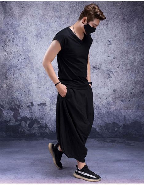 sleeveless t-shirt men's loose fashion hip hop v-neck batshirt personalized hong kong style casual summer wear high street dark, White;black
sleeveless t-shirt men's loose fashion hip hop v-neck batshirt personalized hong kong style casual summer wear high street dark, White;black