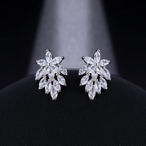new trendy cubic zirconia silver color flower stud earrings luxury clear crystal leaf plant earrings for women fashion jewelry, Golden;silver
new trendy cubic zirconia silver color flower stud earrings luxury clear crystal leaf plant earrings for women fashion jewelry, Golden;silver