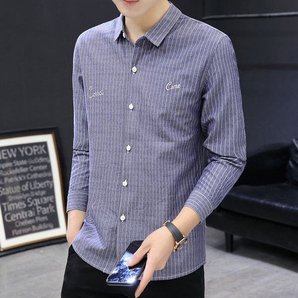 long sleeve autumn new korean slim vertical stripe men's business embroidery trend inch shirt 670, White;black
long sleeve autumn new korean slim vertical stripe men's business embroidery trend inch shirt 670, White;black