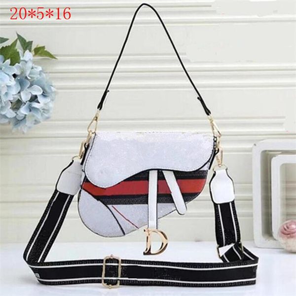 handbagbright light matte saddle bags women luxurys designers fashion letter shoulder genuine leather messenger bag designer crossbody
handbagbright light matte saddle bags women luxurys designers fashion letter shoulder genuine leather messenger bag designer crossbody