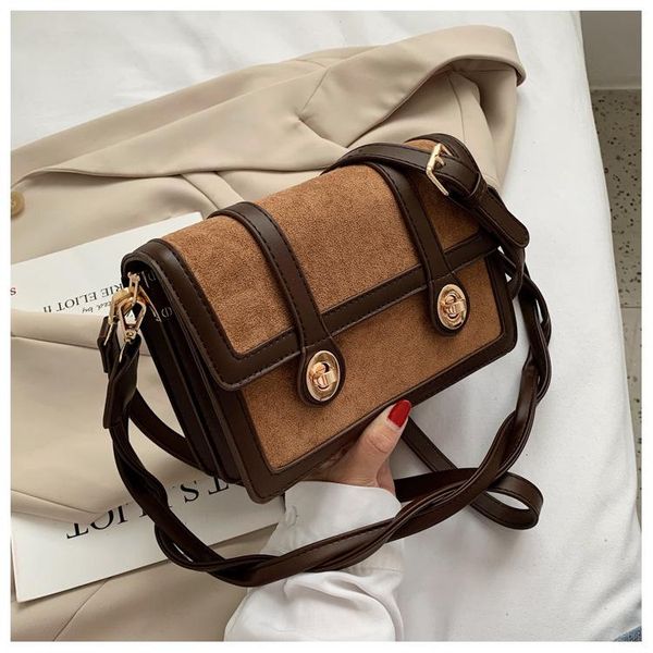retro women's bag new 2021 fashion underarm bag texture messenger women's versatile one shoulder handbag
retro women's bag new 2021 fashion underarm bag texture messenger women's versatile one shoulder handbag