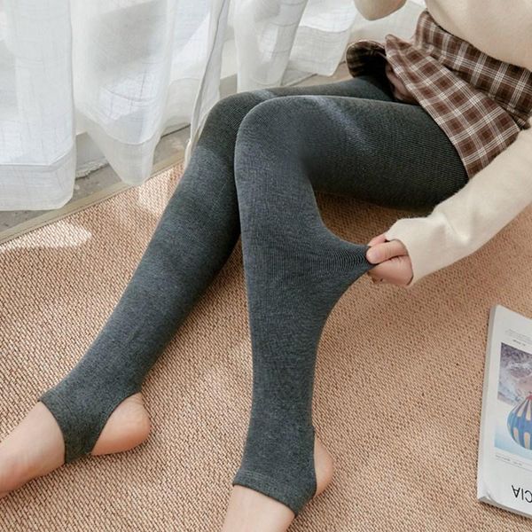 2021 new korean high stretch cotton vertical striped pencil pants black gray slim legging pants skinny leggings trousers women, Black;white
2021 new korean high stretch cotton vertical striped pencil pants black gray slim legging pants skinny leggings trousers women, Black;white