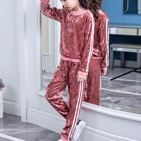 spring and autumn girls sweatshirt set pleuche long sleeve crew neck pants size150cm, Black;white
spring and autumn girls sweatshirt set pleuche long sleeve crew neck pants size150cm, Black;white