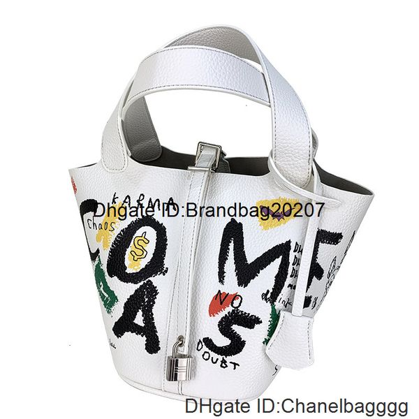 brand new bucket white ladies fashion designer graffiti vegetable basket mother youth personality trend wild diagonal female bag 665
brand new bucket white ladies fashion designer graffiti vegetable basket mother youth personality trend wild diagonal female bag 665