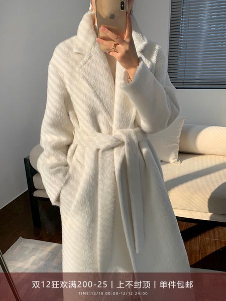 soulkiss limited light luxury high-grade temperament suri plush wool woolen coat women's middle length, Black
soulkiss limited light luxury high-grade temperament suri plush wool woolen coat women's middle length, Black