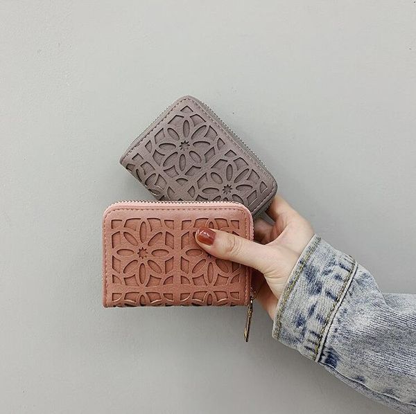 factory wholesale women bag small fresh hollow womens short card package multifunctional leather wallet mini hollows organ coin purse, Red;black
factory wholesale women bag small fresh hollow womens short card package multifunctional leather wallet mini hollows organ coin purse, Red;black