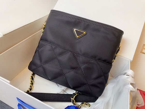 new arrival fashion wholesale cross body bag shoulder bags famous designer all-match fashion exquisite luxurious handbag
new arrival fashion wholesale cross body bag shoulder bags famous designer all-match fashion exquisite luxurious handbag