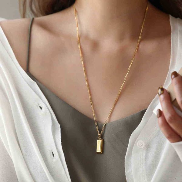 necklace minority high-level sense of sudden wealth small gold bar brick titanium steel color protection plated, Silver
necklace minority high-level sense of sudden wealth small gold bar brick titanium steel color protection plated, Silver