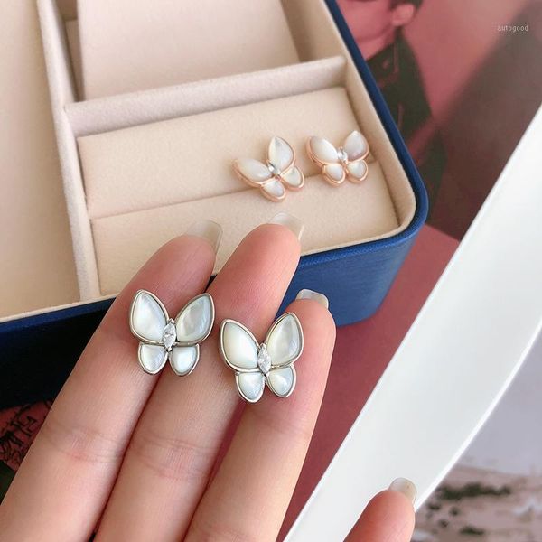 stud luxury natural shell butterfly earrings women jewelry star catwalk original brand earings z1681, Golden;silver
stud luxury natural shell butterfly earrings women jewelry star catwalk original brand earings z1681, Golden;silver