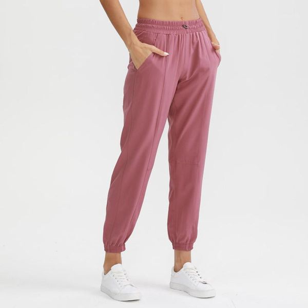 running pants 2021 leisure loose sport joggers women athletic gym fitness sweatpants elastic waist drawstring with pocket1, Black;blue
running pants 2021 leisure loose sport joggers women athletic gym fitness sweatpants elastic waist drawstring with pocket1, Black;blue