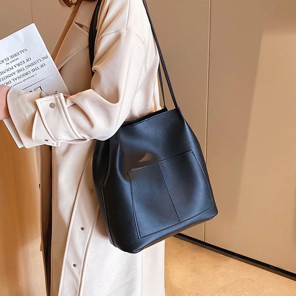 pu leather shoulder bag luxury women bags women messenger bag female simple handbag bucket ladies tote
pu leather shoulder bag luxury women bags women messenger bag female simple handbag bucket ladies tote