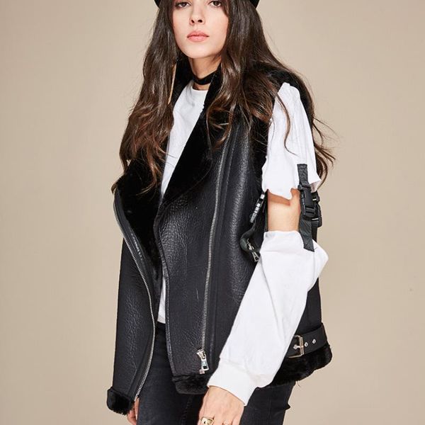 2021 new autumn winter high fashion street women's pu leather parkas casual warm zipper jacket faux fur outwear jackets sale, Black
2021 new autumn winter high fashion street women's pu leather parkas casual warm zipper jacket faux fur outwear jackets sale, Black