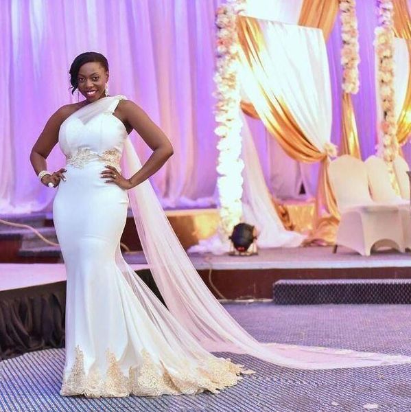 золотые аппликации южноафриканские русалки свадебные платья 2021 плюс размер одного плеча свадебные платья дубай арабское брачное платье, White
золотые аппликации южноафриканские русалки свадебные платья 2021 плюс размер одного плеча свадебные платья дубай арабское брачное платье, White