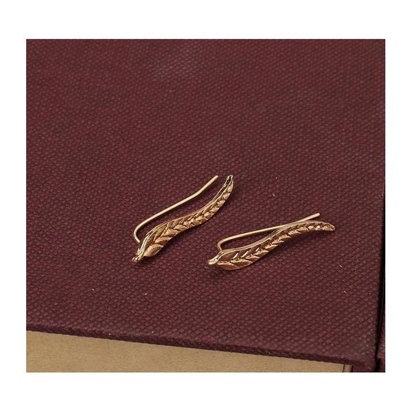 simple leaf alloy u - ear clip earrings unique personality of the individual earrings sqcayg dh_seller2010, Golden;silver
simple leaf alloy u - ear clip earrings unique personality of the individual earrings sqcayg dh_seller2010, Golden;silver