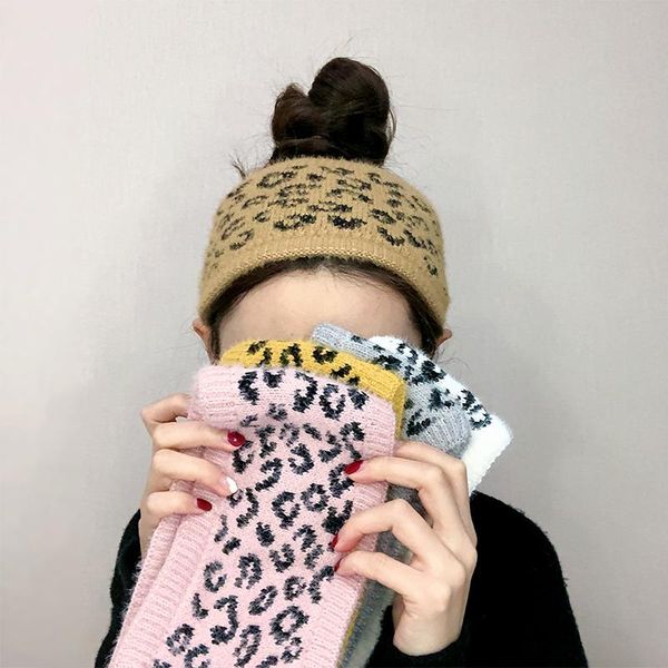 warm headband mohair knitted hairbands leopard print bandage extension headwear turban autumn winter hair accessories for women
warm headband mohair knitted hairbands leopard print bandage extension headwear turban autumn winter hair accessories for women