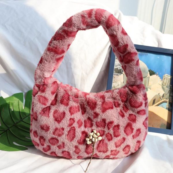 ins fashion versitile cute girl plush shoulder underarm bags for women french vintage handbags furry fluffy
ins fashion versitile cute girl plush shoulder underarm bags for women french vintage handbags furry fluffy