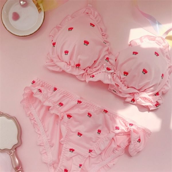 strawberry / print japanese milk silk & panties wiresoft underwear intimates kawaii lolita bra and panty set c1212, Black;white
strawberry / print japanese milk silk & panties wiresoft underwear intimates kawaii lolita bra and panty set c1212, Black;white