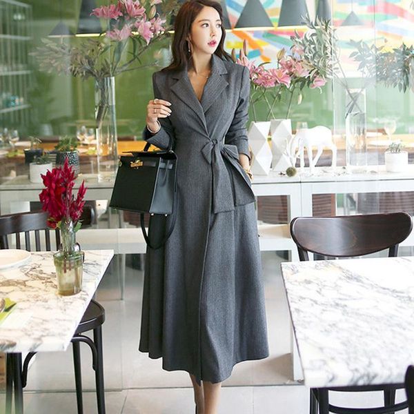 women's long trench coat 2020 new autumn winter notched collar long sleeved bowtie sash midi calf windbreaker coat1, Tan;black
women's long trench coat 2020 new autumn winter notched collar long sleeved bowtie sash midi calf windbreaker coat1, Tan;black