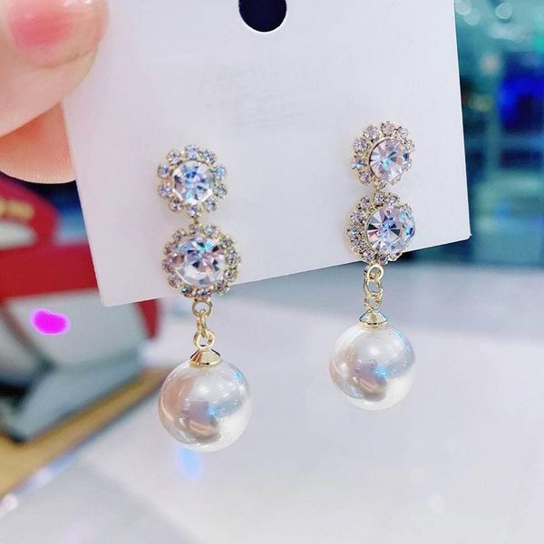 shinning zircon red white pearl drop earrings for women 2020 new korean style temperament jewelry brincos wholesale, Silver
shinning zircon red white pearl drop earrings for women 2020 new korean style temperament jewelry brincos wholesale, Silver