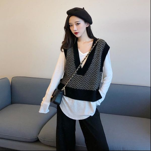 women knitted sweater vest 2021 autumn korean style vintage stylish color patchwork v neck sleeveless pullover tank t395, White;black
women knitted sweater vest 2021 autumn korean style vintage stylish color patchwork v neck sleeveless pullover tank t395, White;black