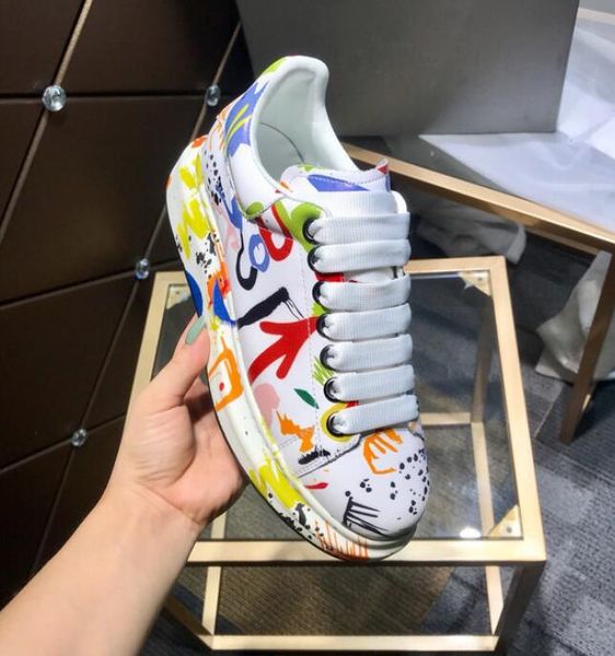 original leather designer lovers runner platform shoes lace-up men ghost head arrow graffiti sneakers hombre zapatos 35-46, Black
original leather designer lovers runner platform shoes lace-up men ghost head arrow graffiti sneakers hombre zapatos 35-46, Black