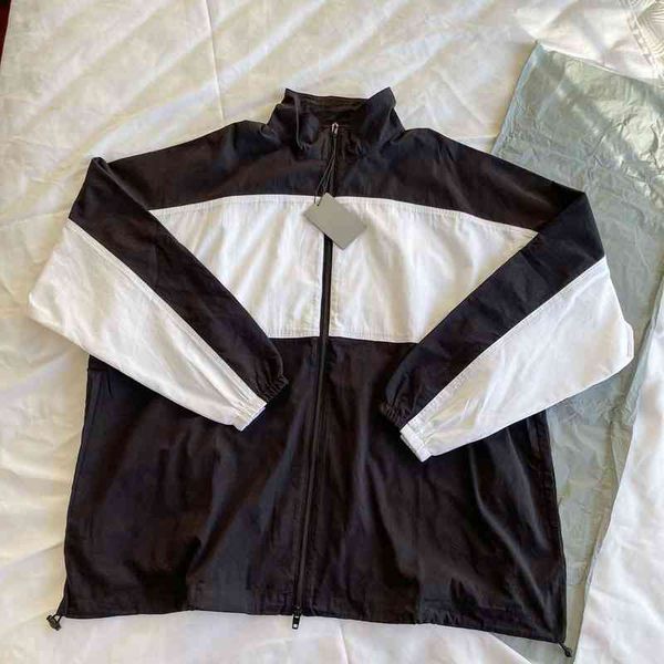women's wool & blends b paris home autumn and winter black white color blocking zipper stitching dark embroidery storm windbreaker men&
women's wool & blends b paris home autumn and winter black white color blocking zipper stitching dark embroidery storm windbreaker men&