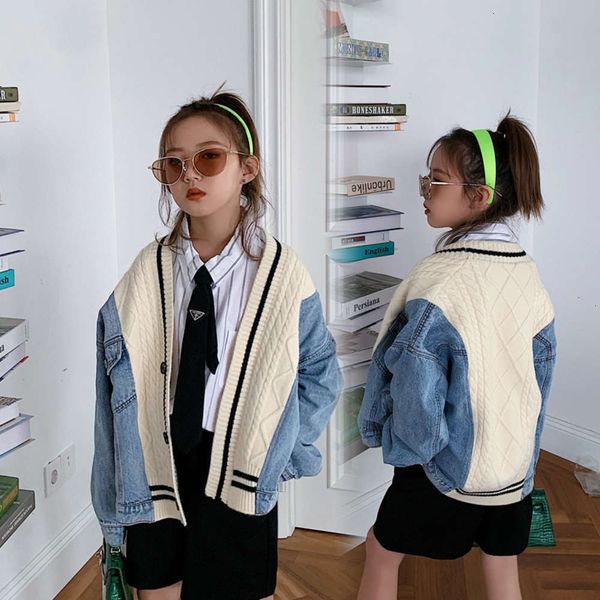 sweater children's 5 autumn splicing girl's denim coat cuhk college fashion cardigan, Black
sweater children's 5 autumn splicing girl's denim coat cuhk college fashion cardigan, Black