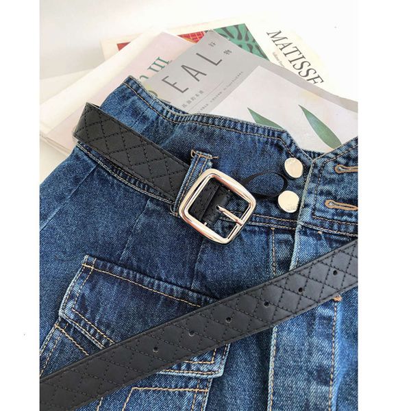 non perforated metal wide simple trouser ring buckle black belt women's fashion jeans men's, Black;brown
non perforated metal wide simple trouser ring buckle black belt women's fashion jeans men's, Black;brown