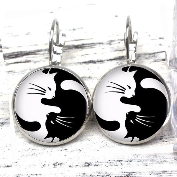2020 Retro Glass Black and White Two Cat Earrings Woman Fashion Earrings Private Custom New Jewelry Jewelry /Bronze/black1, Silver
2020 Retro Glass Black and White Two Cat Earrings Woman Fashion Earrings Private Custom New Jewelry Jewelry /Bronze/black1, Silver