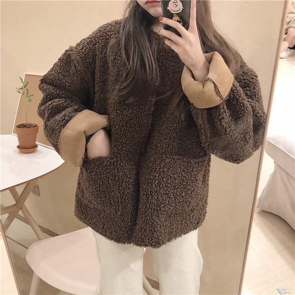 elegant faux fur coat autumn winter warm soft fur jacket female lamb overcoat pocket casual reversible outwear, Black
elegant faux fur coat autumn winter warm soft fur jacket female lamb overcoat pocket casual reversible outwear, Black