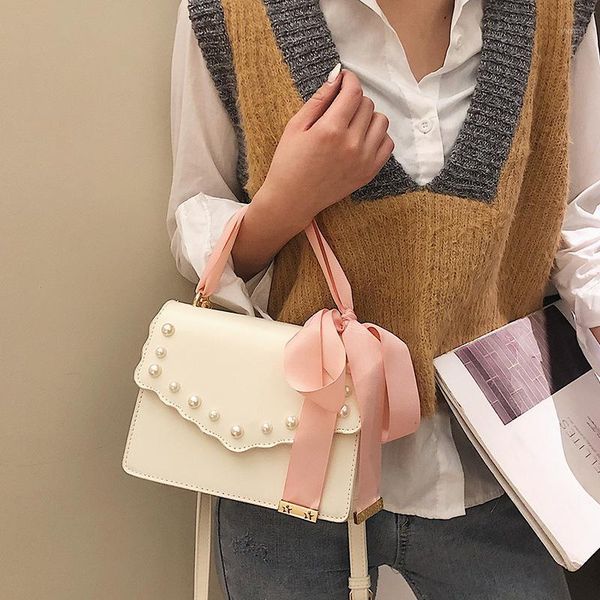 evening bags 20020 women's hand shoulder bag fashion wild pearl ladies clutch korean version of small fresh shoulder1
evening bags 20020 women's hand shoulder bag fashion wild pearl ladies clutch korean version of small fresh shoulder1