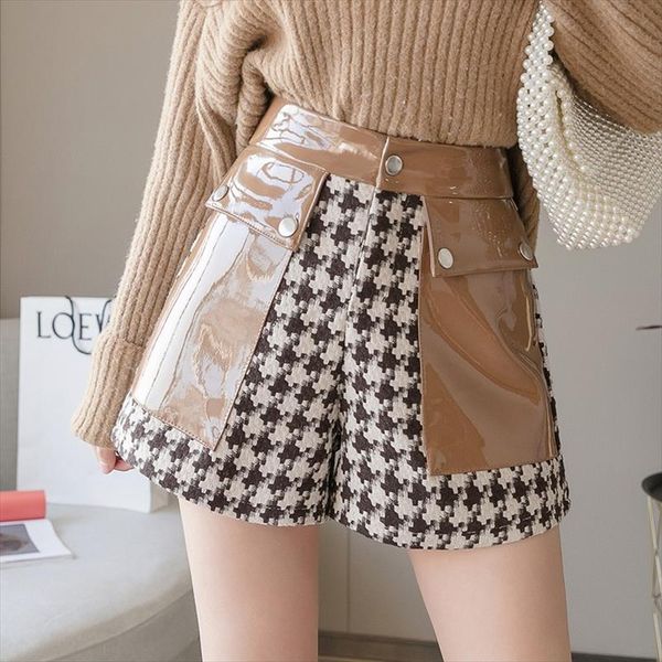 2021 new autumn winter black pu faux leather and plaid wool womens shorts high waist wide leg shorts elegant female trousers, White;black
2021 new autumn winter black pu faux leather and plaid wool womens shorts high waist wide leg shorts elegant female trousers, White;black