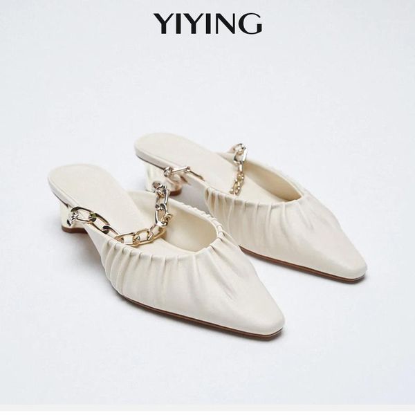 2021 spring women's slippers brand design metal chain mules new high heel shoes fahion ponited toe ladies slippers1, Black
2021 spring women's slippers brand design metal chain mules new high heel shoes fahion ponited toe ladies slippers1, Black