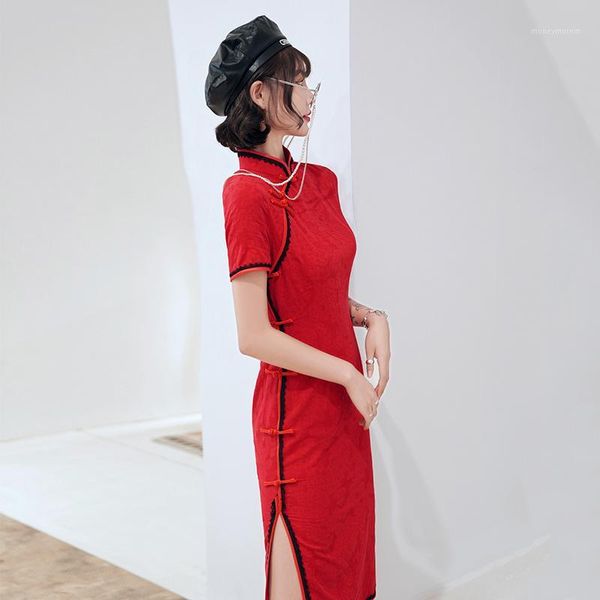 ethnic clothing 2021 mid-length red cheongsam chinese style fresh and improved dress slim daily stretch cotton cheongsam1
ethnic clothing 2021 mid-length red cheongsam chinese style fresh and improved dress slim daily stretch cotton cheongsam1