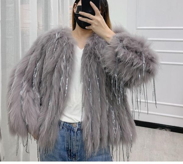 women 's fashion genuine natural raccoon fur short coat sequin tassel thicken luxurious jacket female winter, Black
women 's fashion genuine natural raccoon fur short coat sequin tassel thicken luxurious jacket female winter, Black