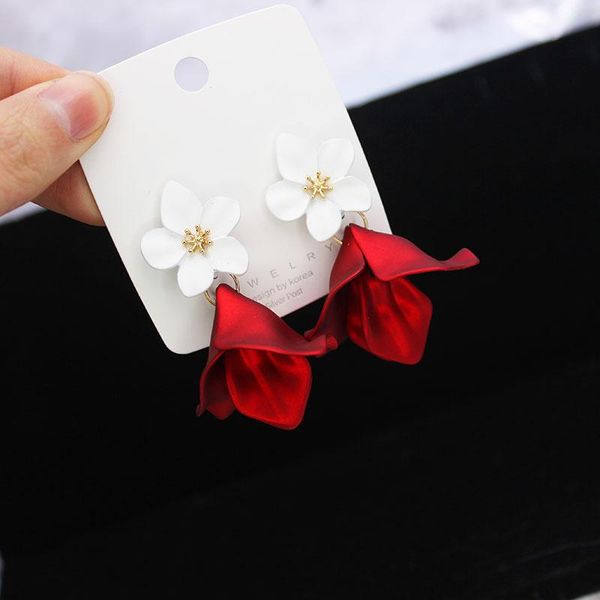 shiny side new fashion brand jewelry elegant flower stud earrings for women simple style gift earrings, Golden;silver
shiny side new fashion brand jewelry elegant flower stud earrings for women simple style gift earrings, Golden;silver