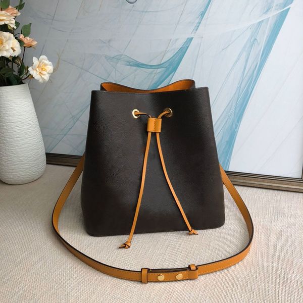 womens shoulder bag lu small drawstring classic letter print bucket canvas crossbody purse bags sacs à main de luxe de concepteur 7a quality
womens shoulder bag lu small drawstring classic letter print bucket canvas crossbody purse bags sacs à main de luxe de concepteur 7a quality