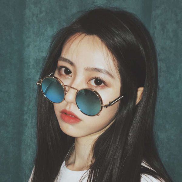 frame 2020 round new sunglasses korean women's tiaodi glasses round face net red sunglasses, White;black
frame 2020 round new sunglasses korean women's tiaodi glasses round face net red sunglasses, White;black