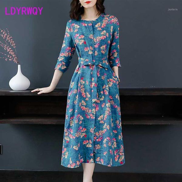 cropped sleeve dress 2020 summer literary loose loose waistband lace split floral office lady polyester1, Black;gray
cropped sleeve dress 2020 summer literary loose loose waistband lace split floral office lady polyester1, Black;gray