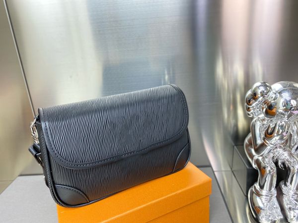 fashion luxury designers bags messenger handbags 2021 l family women handbag shoulder bag water ripple chain messengers bale folding packet
fashion luxury designers bags messenger handbags 2021 l family women handbag shoulder bag water ripple chain messengers bale folding packet