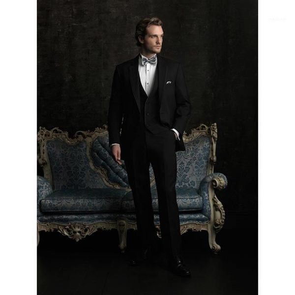custom made mens suits groomsmen notch lapel groom tuxedos black wedding men suit costume homme 2019(jacket+pants+tie+vest)1, White;black
custom made mens suits groomsmen notch lapel groom tuxedos black wedding men suit costume homme 2019(jacket+pants+tie+vest)1, White;black