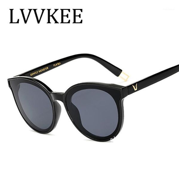 sunglasses fashion brand designer women men round female pretty male v feminine sun glasses1, White;black
sunglasses fashion brand designer women men round female pretty male v feminine sun glasses1, White;black