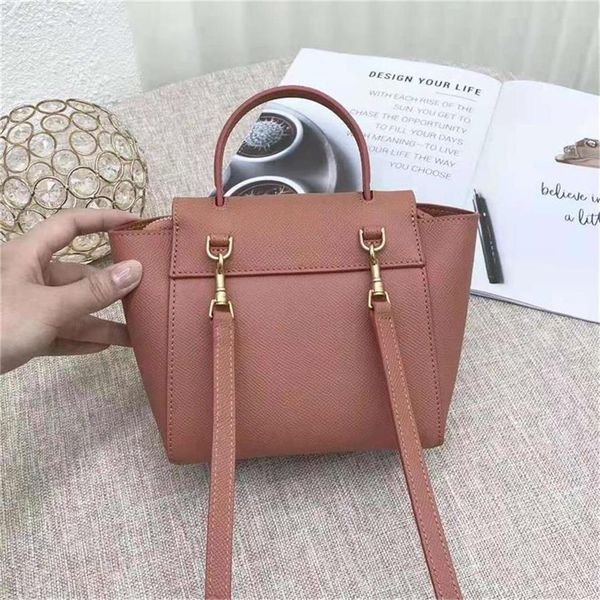 2021 new cowhide handbag all-match korean version of rhombic grid atmosphere chain one-shoulder portable messenger bag
2021 new cowhide handbag all-match korean version of rhombic grid atmosphere chain one-shoulder portable messenger bag