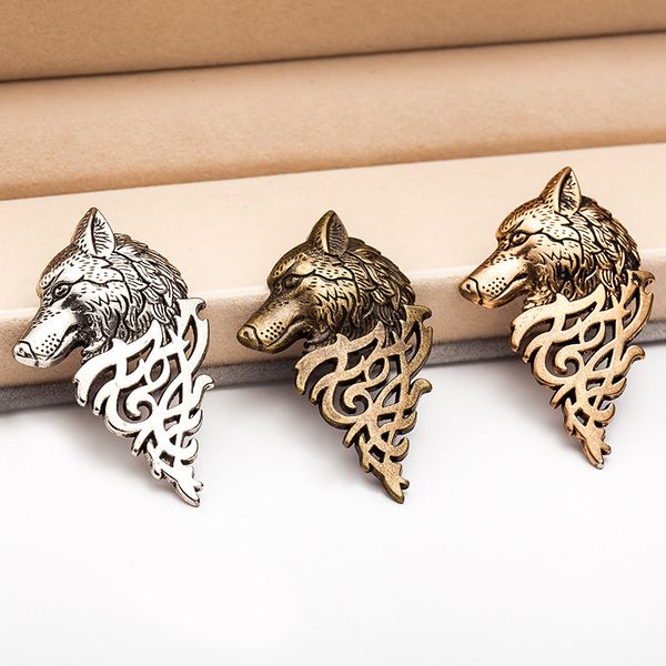 vintage jewelry, stylish men's suit collar pin buckle, domineering wolf head brooch pin collar decoration, Gray
vintage jewelry, stylish men's suit collar pin buckle, domineering wolf head brooch pin collar decoration, Gray