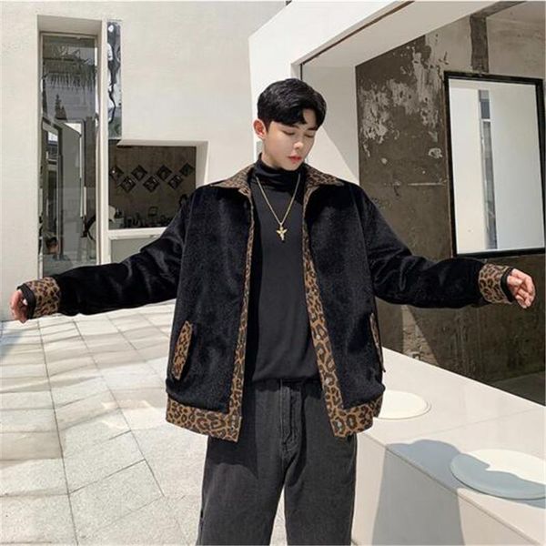 streetwear wear on both sides jacket men plus velvet two sided hip hop jackets coat mens leopard patchwork jacket men veste 2020, Black;brown
streetwear wear on both sides jacket men plus velvet two sided hip hop jackets coat mens leopard patchwork jacket men veste 2020, Black;brown