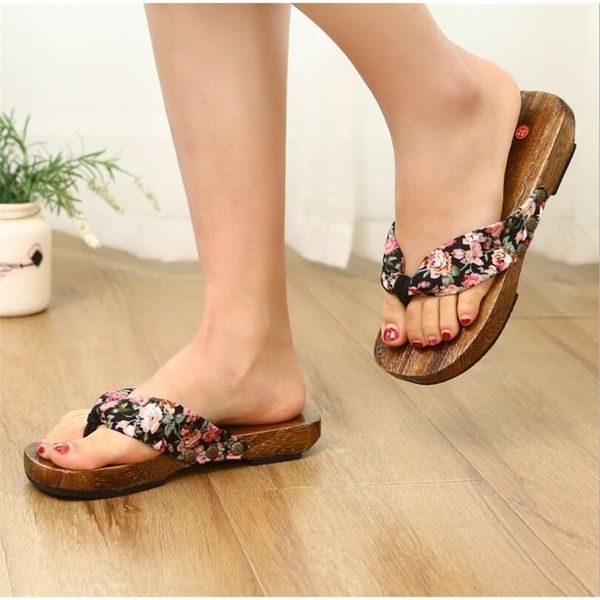 summer woman ladies beach women flat sandals rubber clogs eva sandalias hole shoes slippers plastic female y200624, Black
summer woman ladies beach women flat sandals rubber clogs eva sandalias hole shoes slippers plastic female y200624, Black