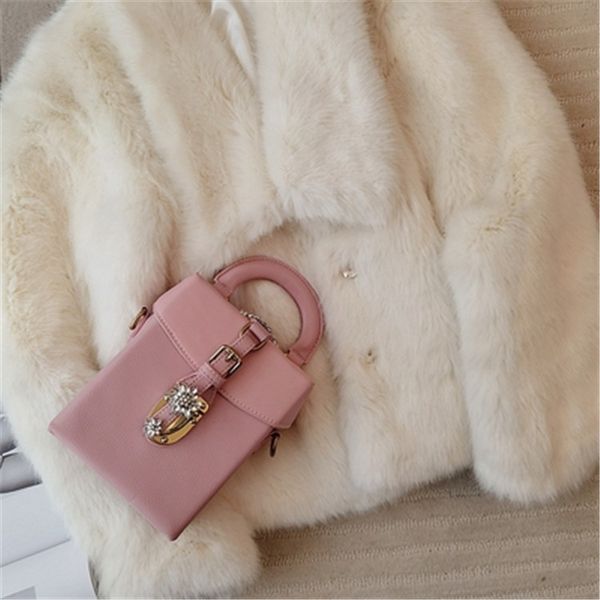 2020 новый стиль высококачественная мода женщины faux шуба s18, Black
2020 новый стиль высококачественная мода женщины faux шуба s18, Black