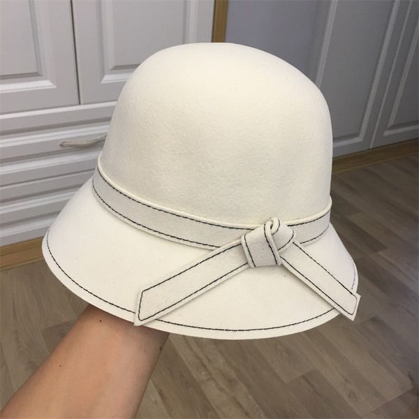 luxury hat new basin woolen children's elegant light luxury big brim fisherman's hat in autumn and winter, Black;white
luxury hat new basin woolen children's elegant light luxury big brim fisherman's hat in autumn and winter, Black;white